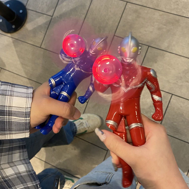 Ultraman-shaped hand-held fan - Whatook